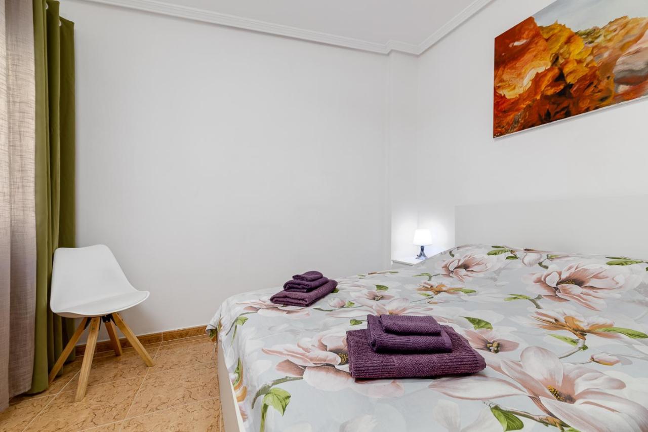 Penthouse Corbeta Sun Lägenhet Torrevieja Exteriör bild
